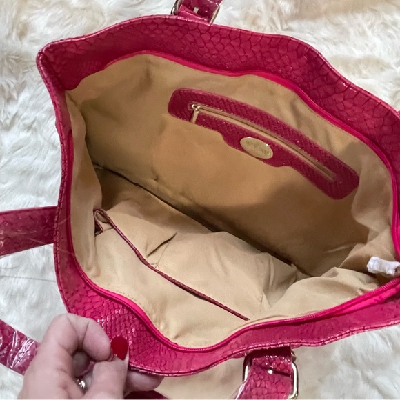 Array Pink Snakeskin Tote Bag - Picture 5 of 6